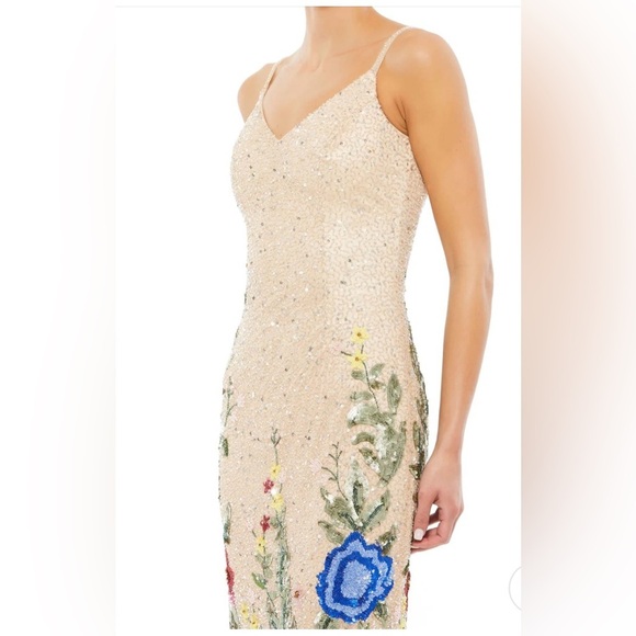 NWT Mac Duggal Floral Embellished Spaghetti Strap 12 Gown - Picture 2 of 10